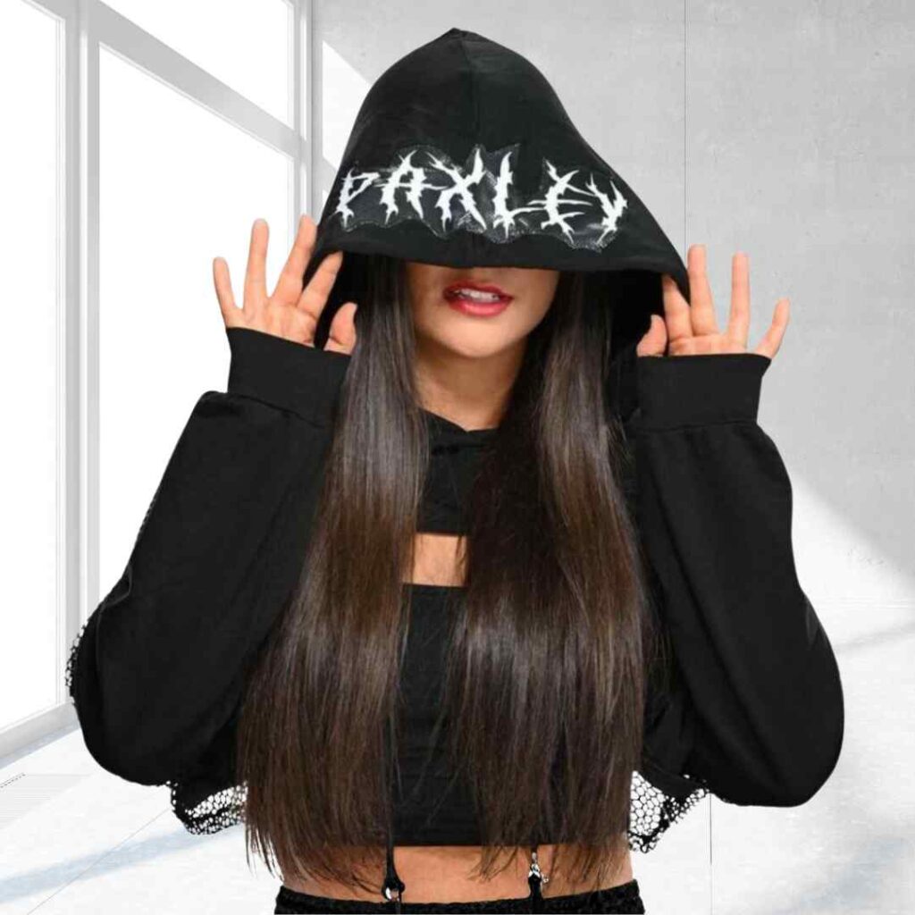 Attitude Girl DP Pic