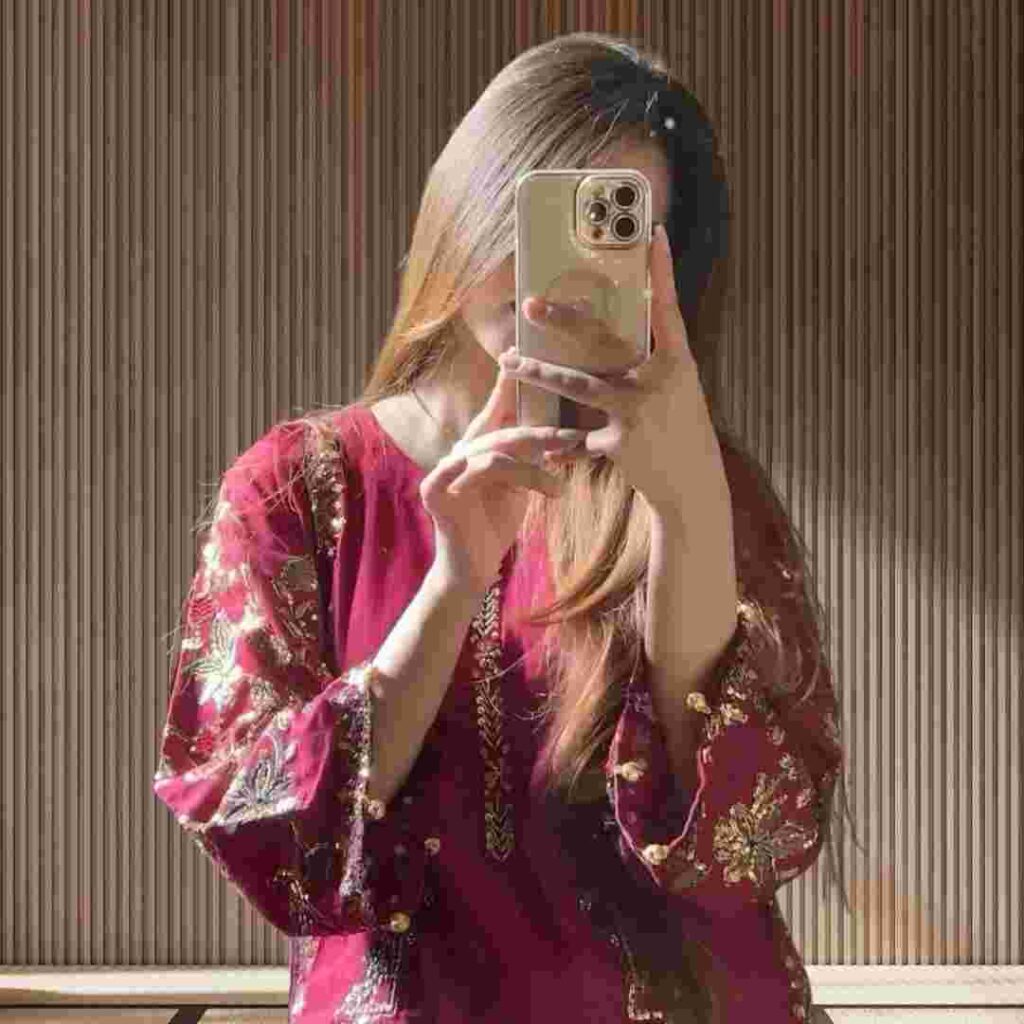 Attitude Girl DP Photos