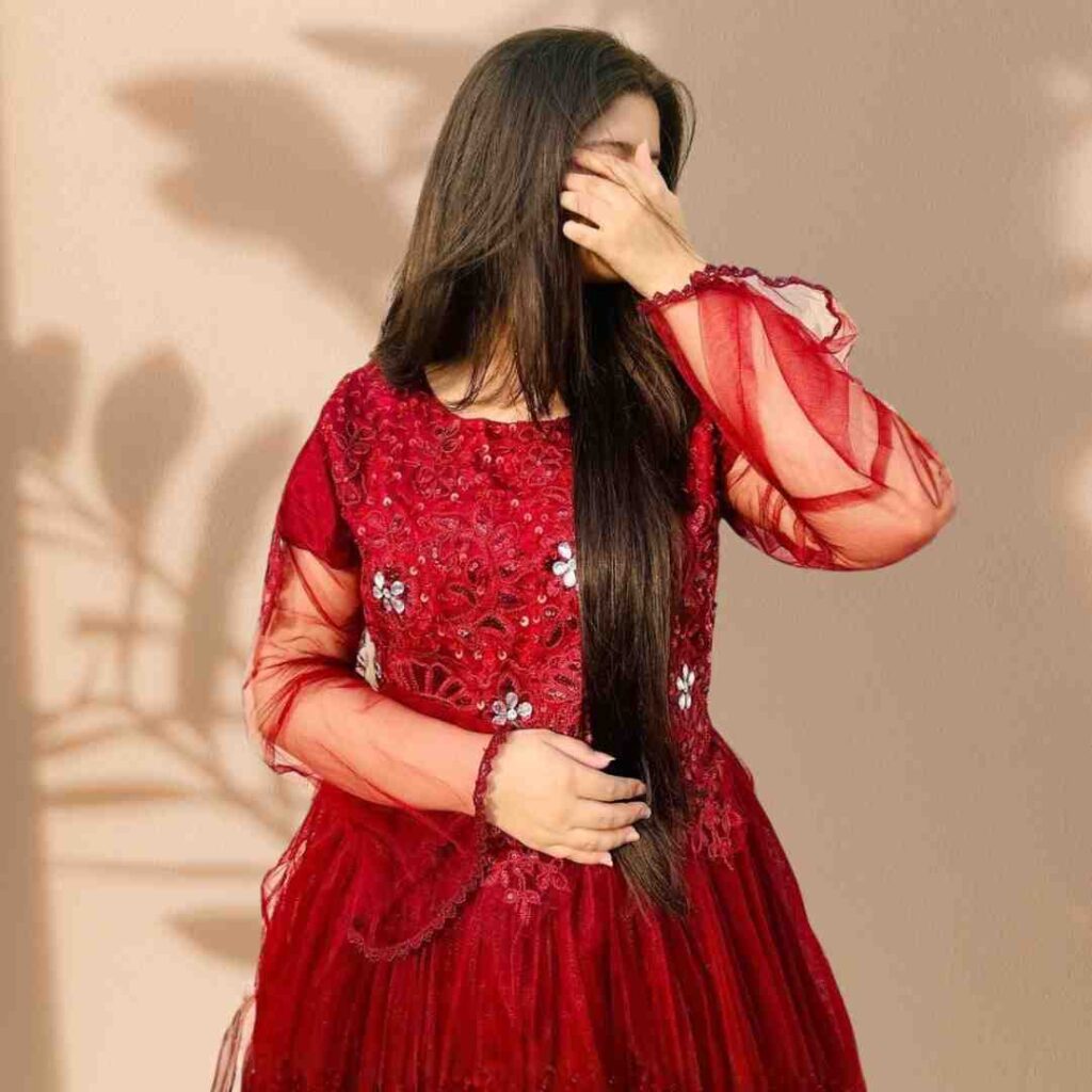 Attitude Girl DP Photos