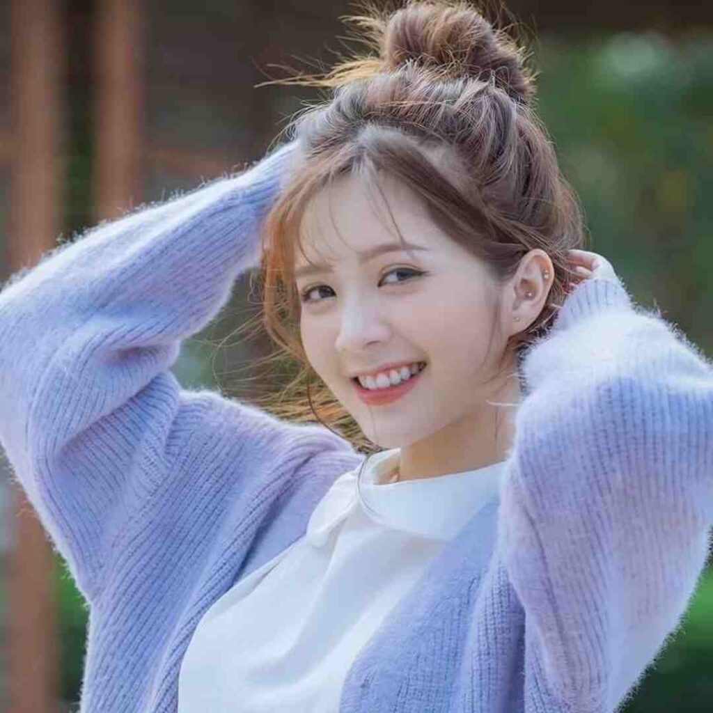 Attitude WhatsApp DP for Girl Photos