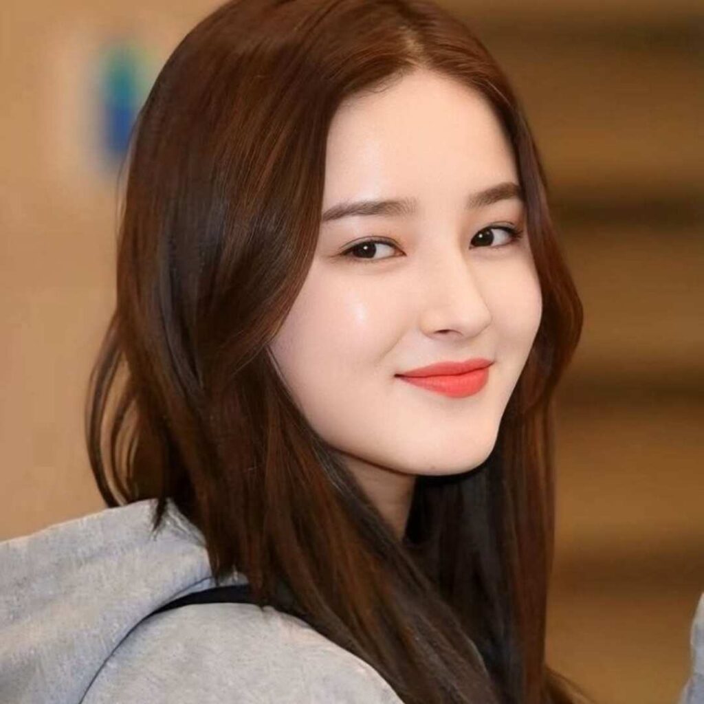 Attitude WhatsApp DP for Girl stylish