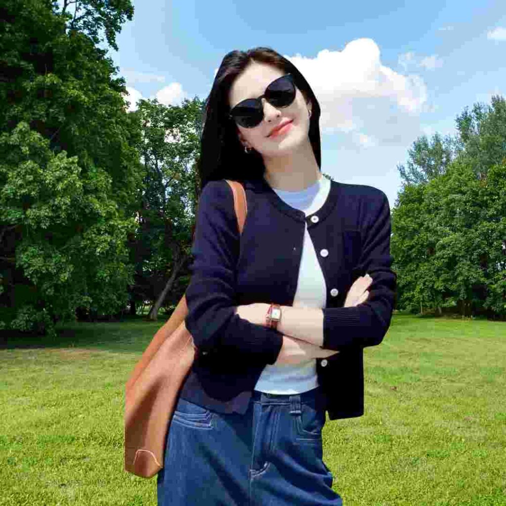 Attitude WhatsApp DP for Girl stylish