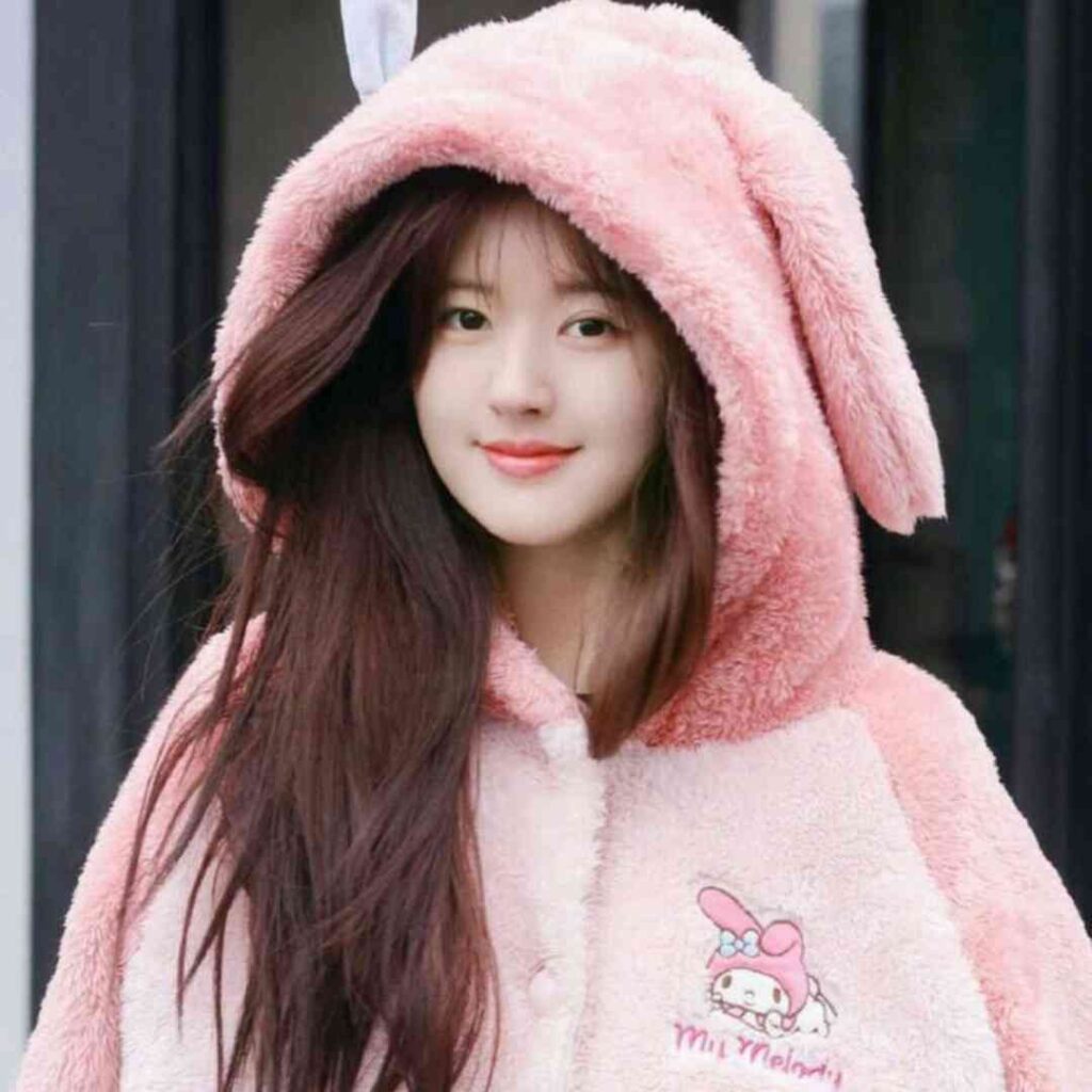 Attitude WhatsApp DP for Girl