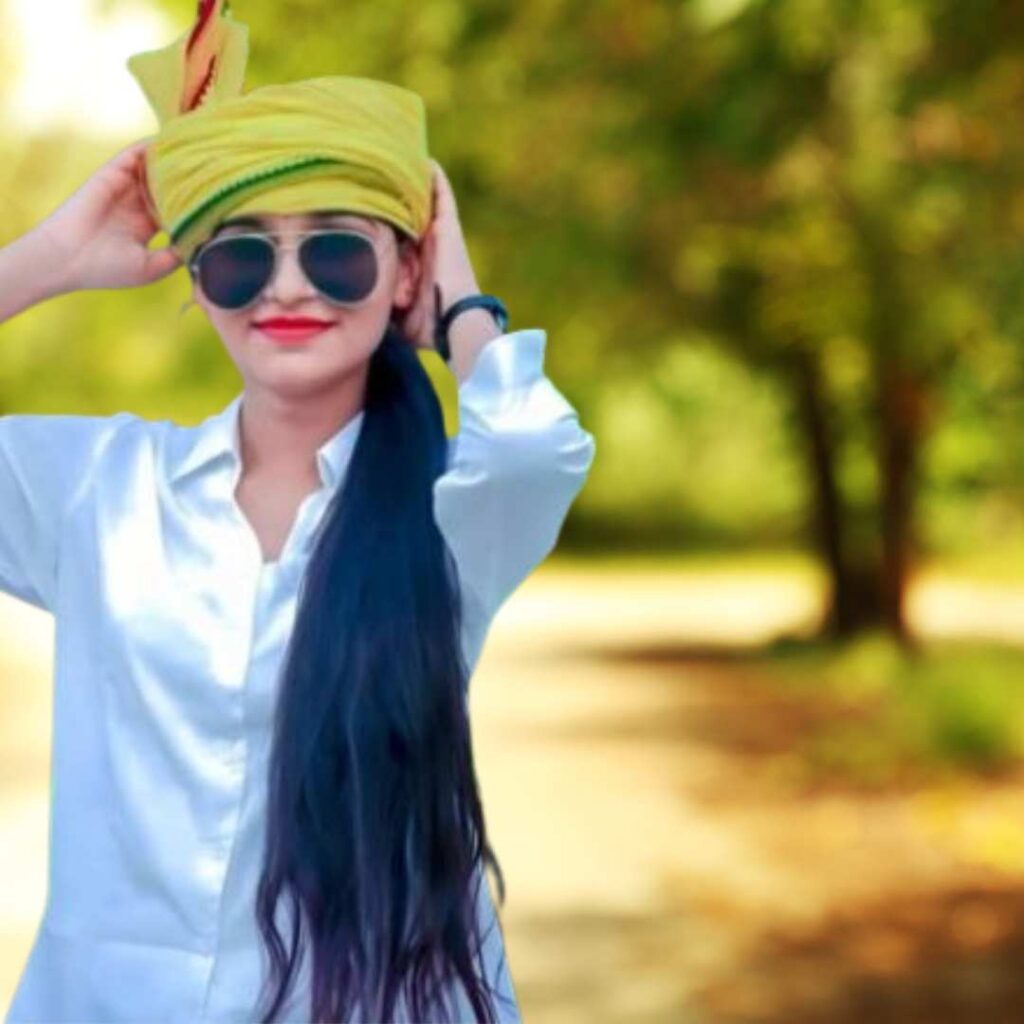 Girl Single WhatsApp DP