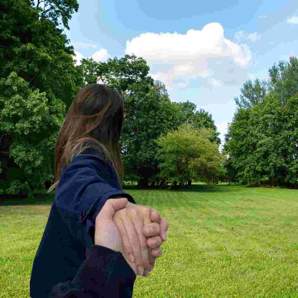 Instagram Cute Couple DP Photos