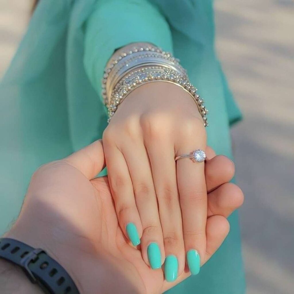  love Instagram Cute Couple DP