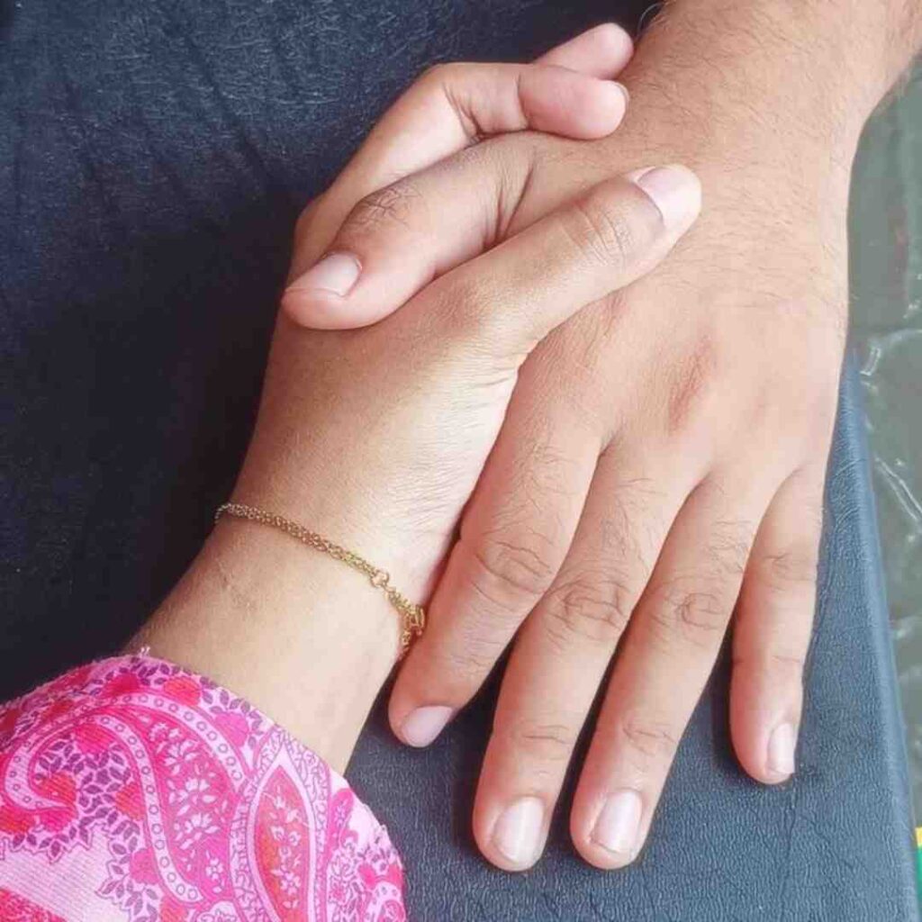  Love DP for Instagram black