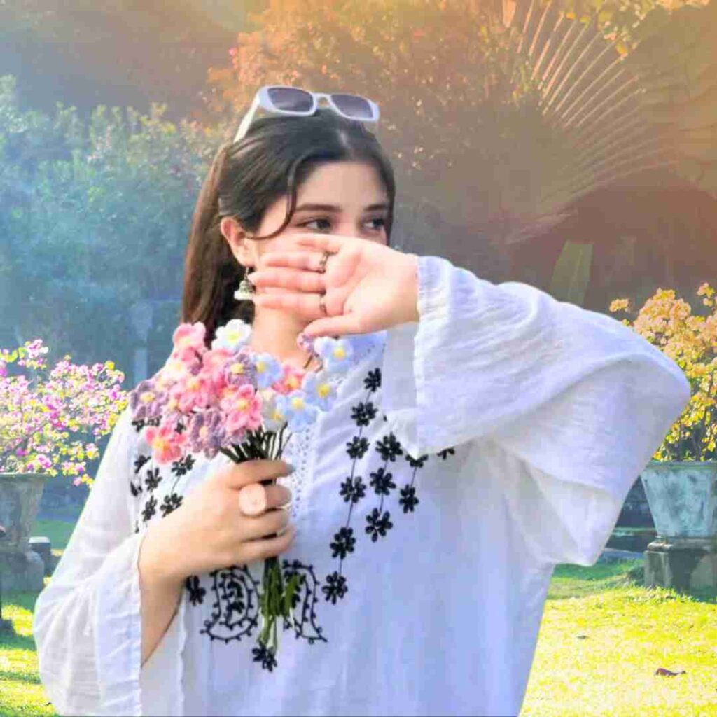 Hide face Instagram Tamil Girl Photo DP