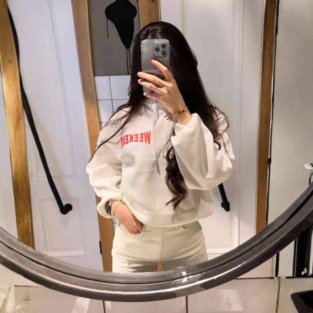 Hidden Face Girl Pic for Instagram