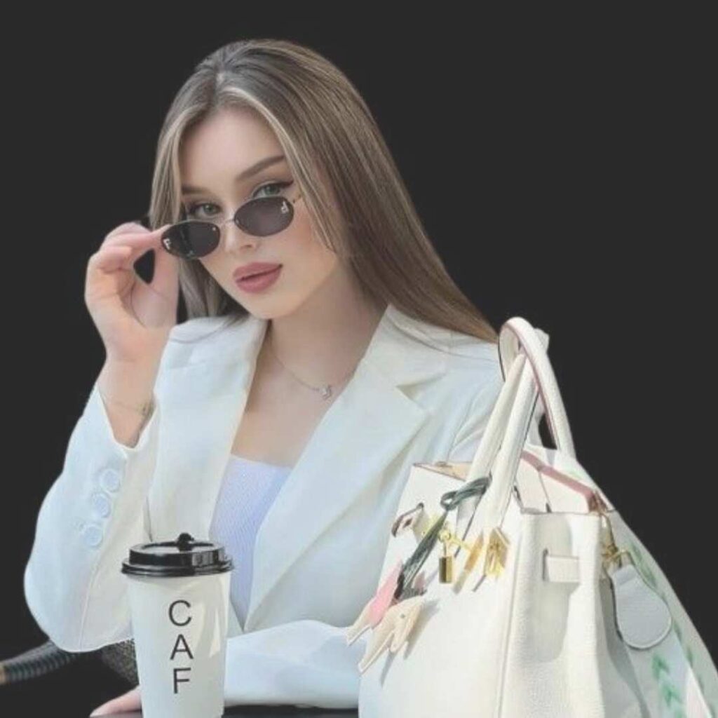 Instagram Smart Cool Attitude Girl DP Photos