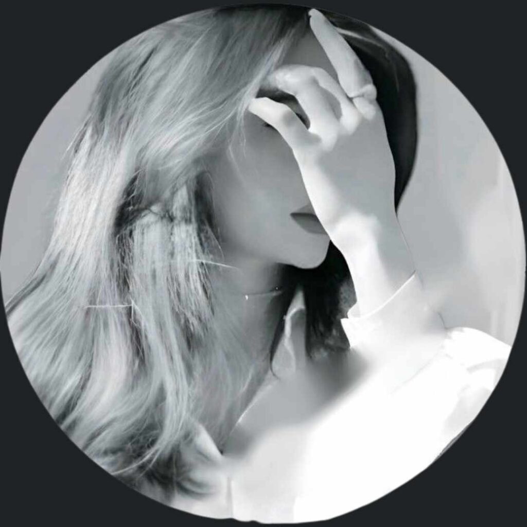 Instagram Smart Cool Attitude Girl DP