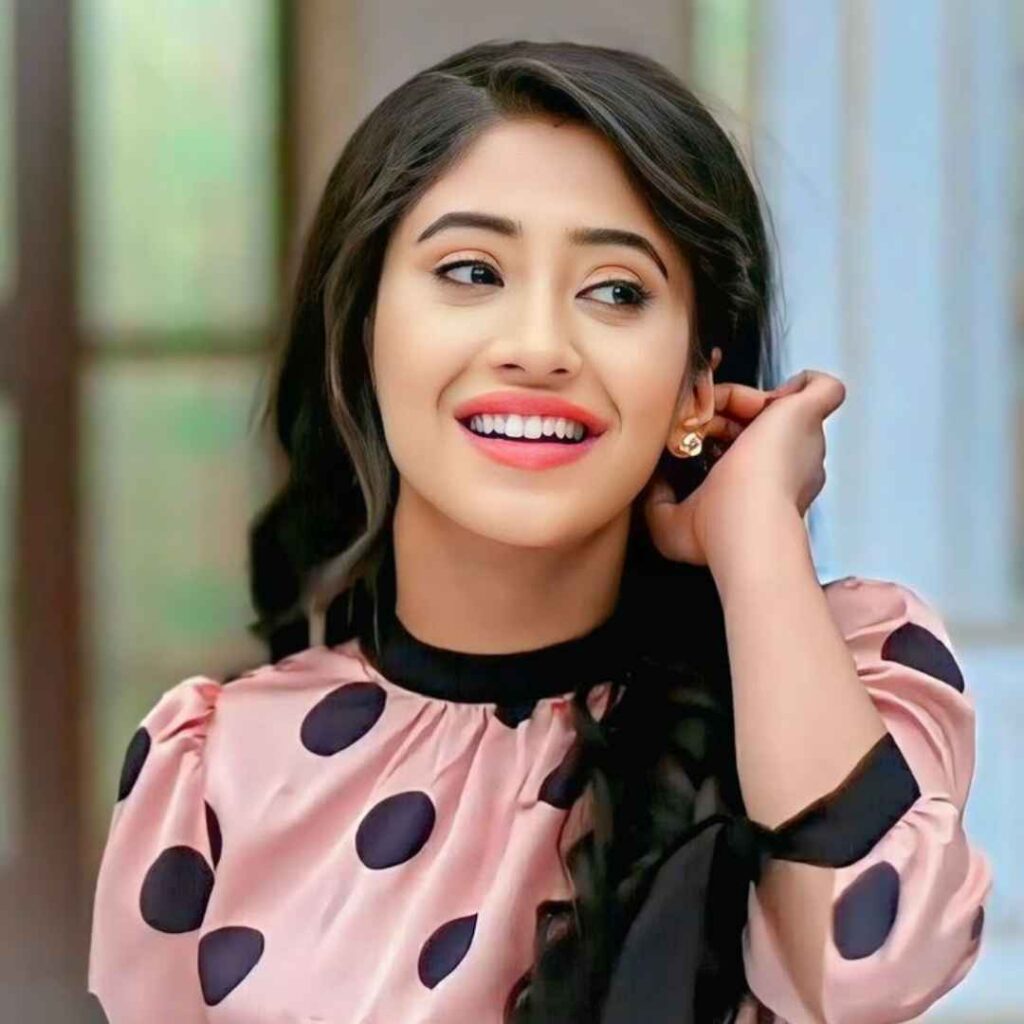  Instagram Smart Cool Attitude Girl DP for WhatsApp